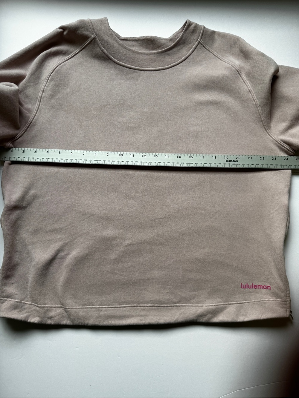 Lululemon Loungeful Relaxed-Fit Crewneck Sweatshirt Mink Berry Fleece L *Flaw - Picture 5 of 13
